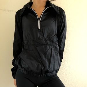 Fabletics sport wear Wind breaker